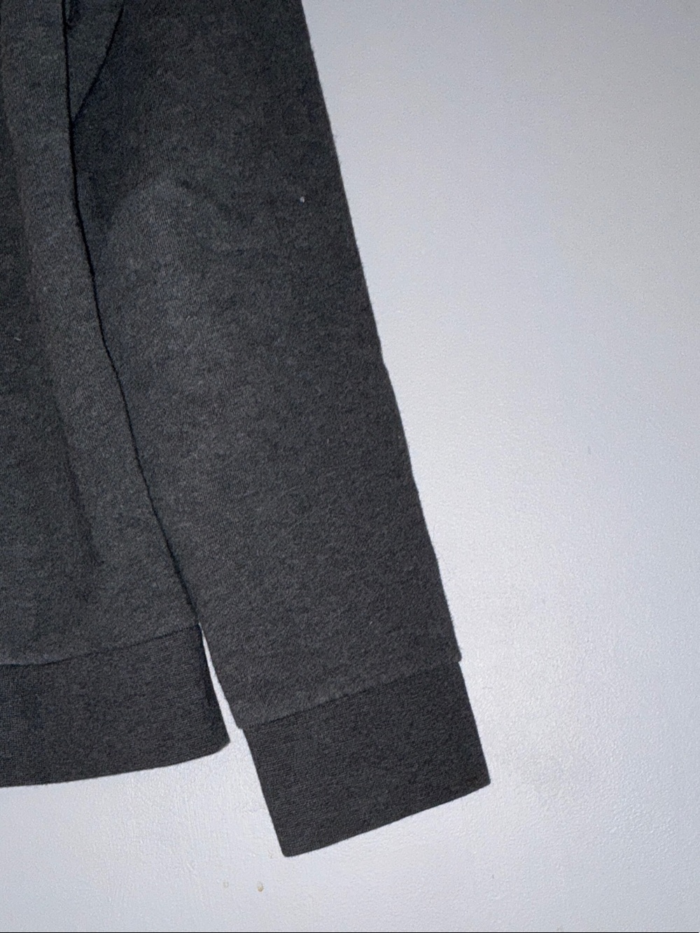 Patagonia Women’s Black Pullover Crew Sweatshirt - Picture 6 of 16
